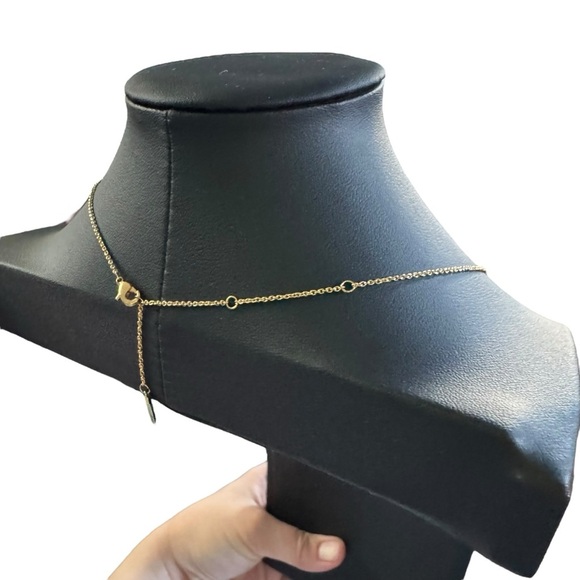 Stella & Dot Essential Hammered Hoop Pendant Gold Necklace Classic Statement OS - Picture 10 of 10